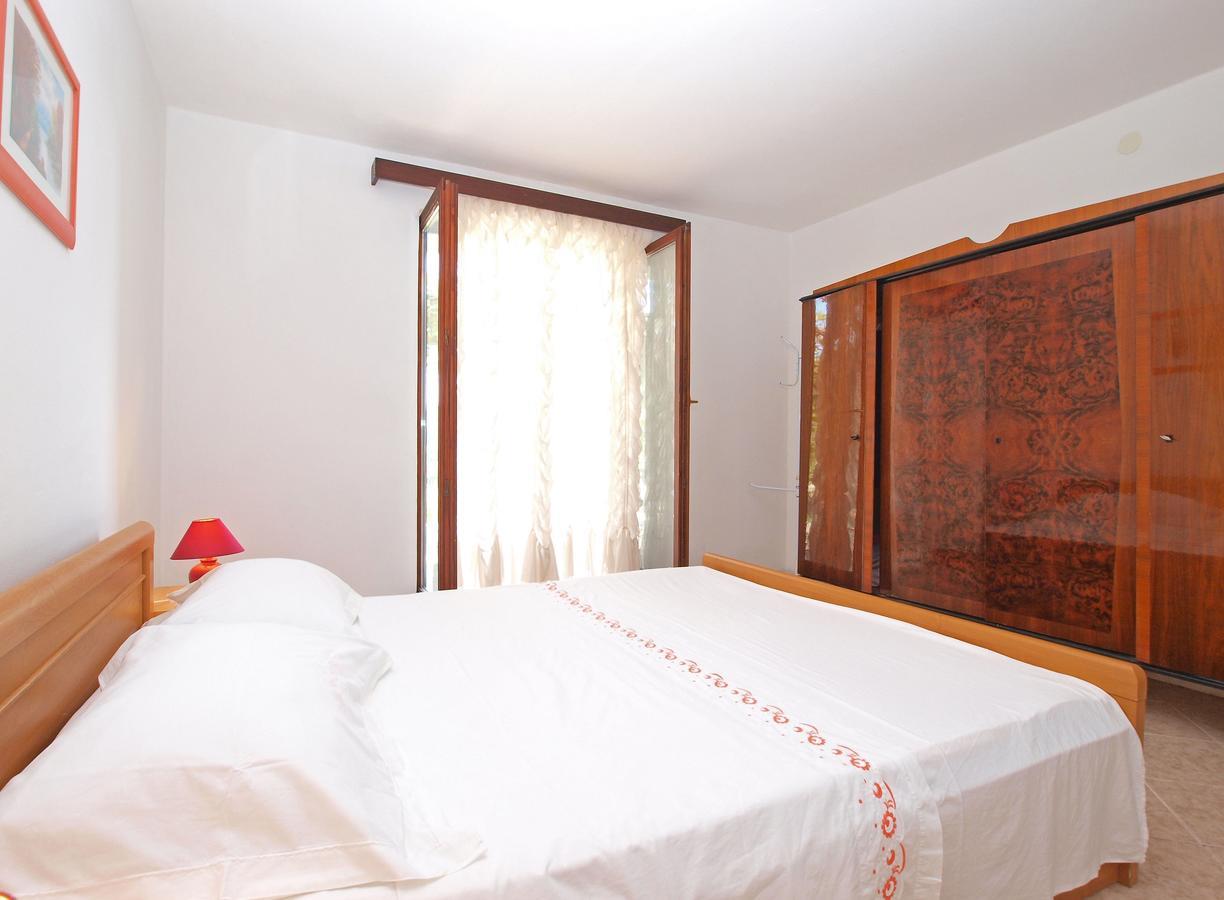 Apartments Bruno 157 พูลา ภายนอก รูปภาพ